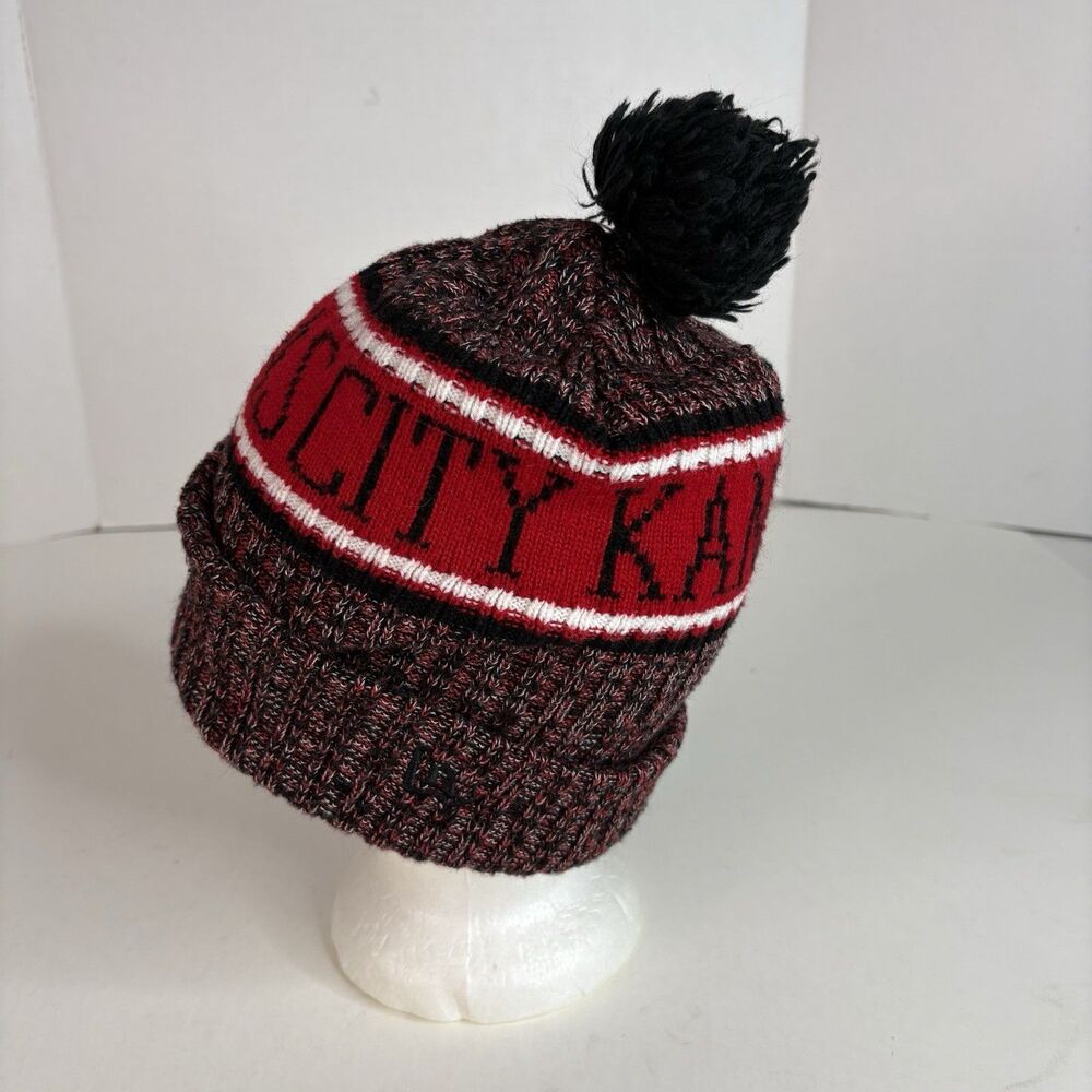 Kansas City Chiefs Cuffed Beanie Hat, Red, New Era, Pom - Picture 2 of 7
